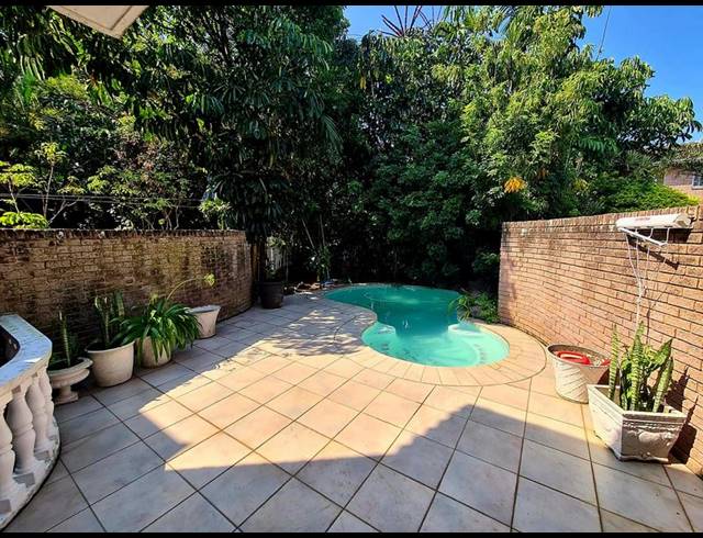 4 BEDROOM TOWNHOUSE FOR SALE IN MUSGRAVE